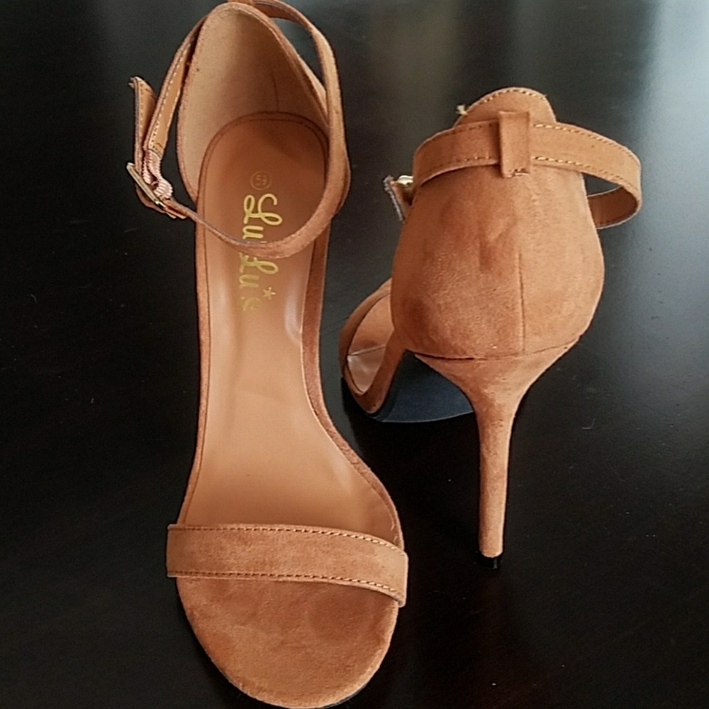Light brown strappy heels. NWOT